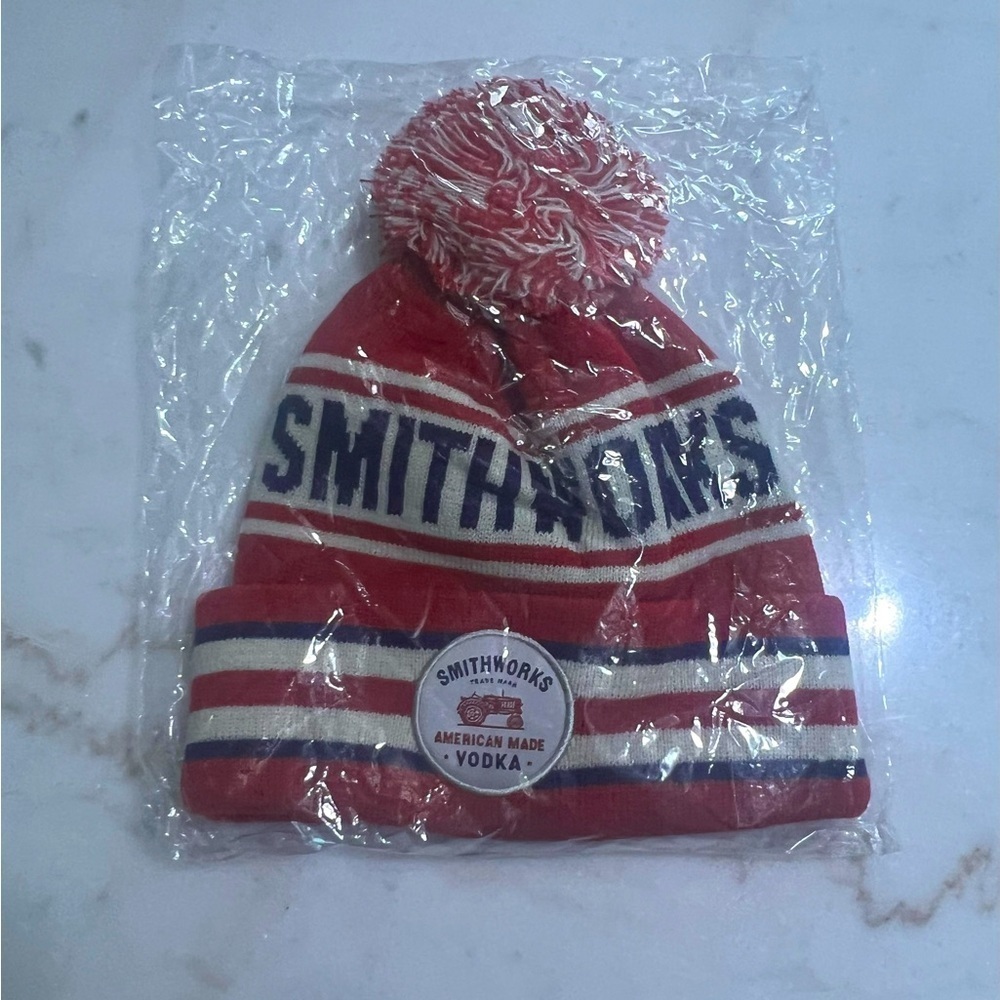 Smithworks American Made Vodka Knit Beanie Hat Pom New Sealed Blake Shelton